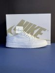 جردن ۱ لو ترویس اسکات وایت پارتی  Air Jordan 1  Low x Travis Scott white party