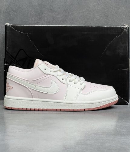 نایک ایر جردن ۱ لو سافت پینک NIKE AIR JORDAN 1 LOW SOFT PINK