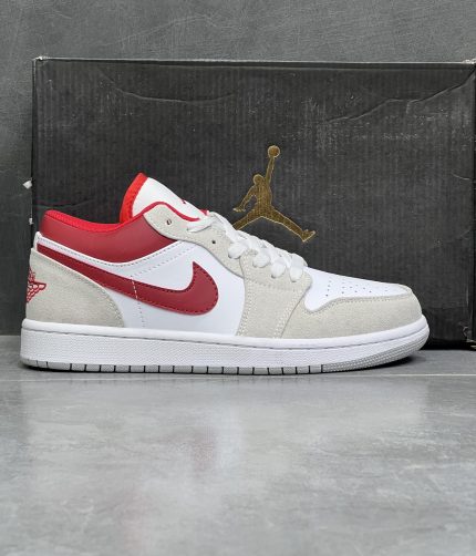 نایک ایر جردن ۱ لو اسموک گری جیم رد NIKE AIR JORDAN 1 LOW SMOKE GREY GYM RED