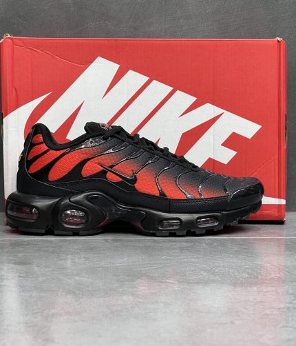 نایک تی ان مشکی قرمز NIKE TN AIR MAX PLUS