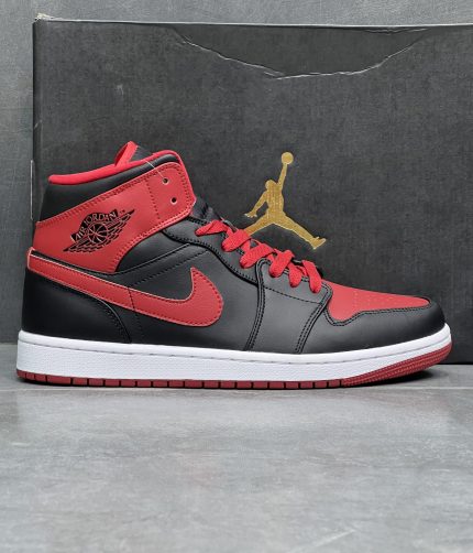 نایک ایر جردن 1 مید آلترنیت برد NIKE AIR JORDAN 1 MID ALTERNATE BRED