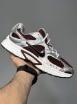 نایک وی فایو زرشکی NIKE V5
