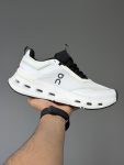 کتونی آن رانینگ کلاودنوا سفید مشکی ONRUNNING CLODNOVA